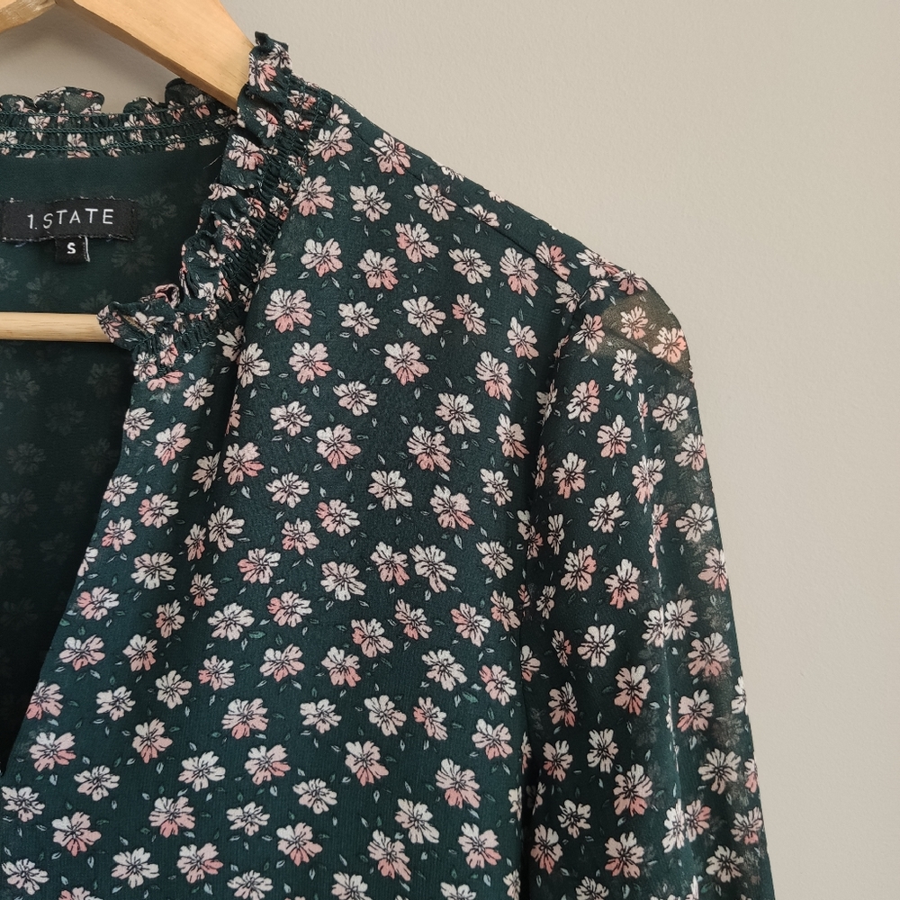1. State Green Floral V-Neck Long Sleeve Blouse Size Small - Picture 4 of 11
